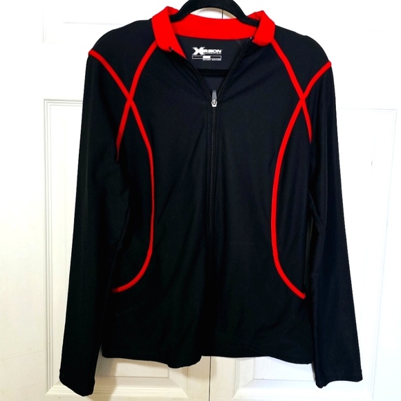 NEW! XERSION Women's Size Medium Black & Red Athletic Zip Up Jacket - Picture 1 of 2